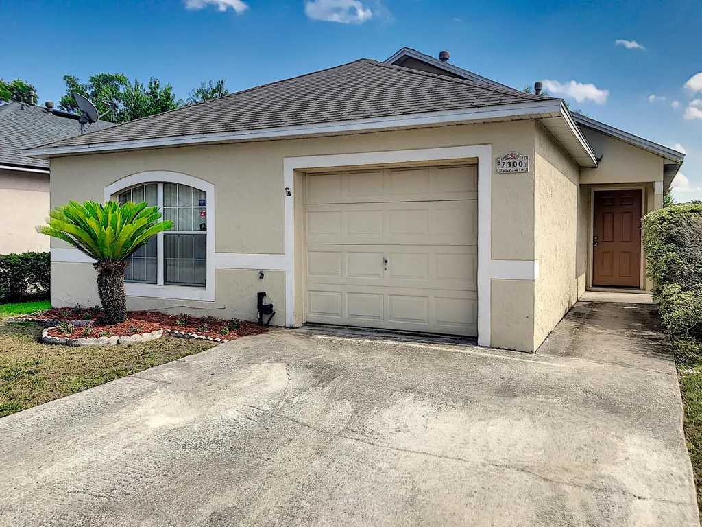 7300 Lawn Tennis Lane Jacksonville FL 32277