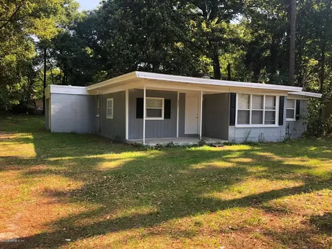 3247 Hickorynut Street Jacksonville FL 32208