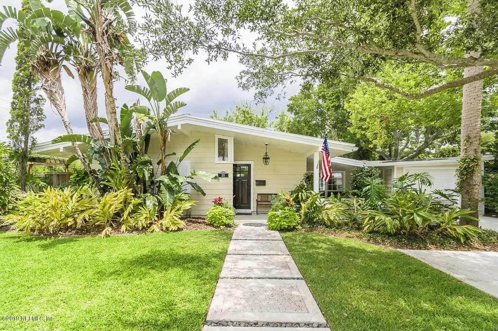 554 Bowles Street Neptune Beach FL 32266