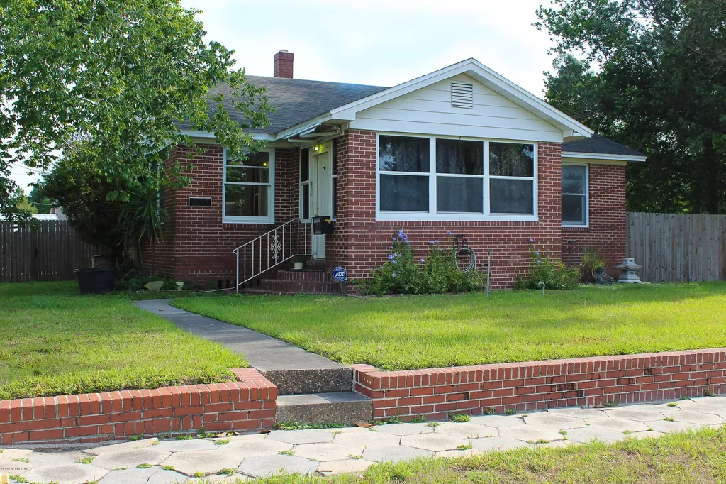 5057 Blackburn Street Jacksonville FL 32210
