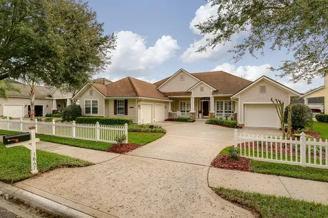 1867 Paradise Moorings Boulevard Middleburg FL 32068