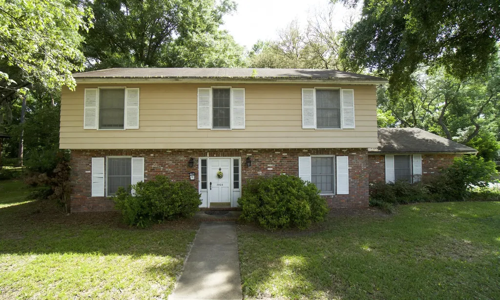 7934 Holiday Road S Jacksonville FL 32216