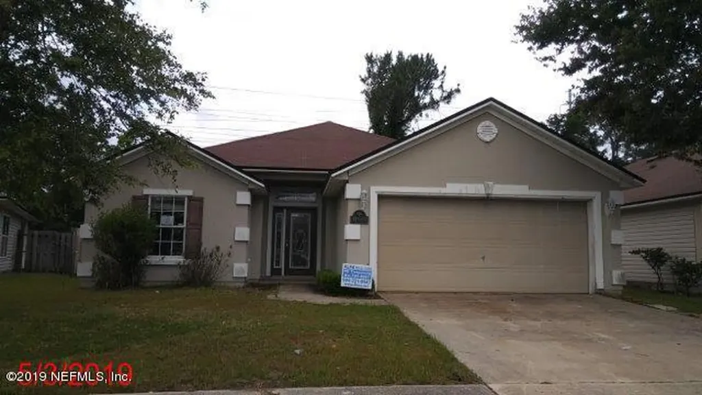 11988 Hayden Lakes Circle Jacksonville FL 32218