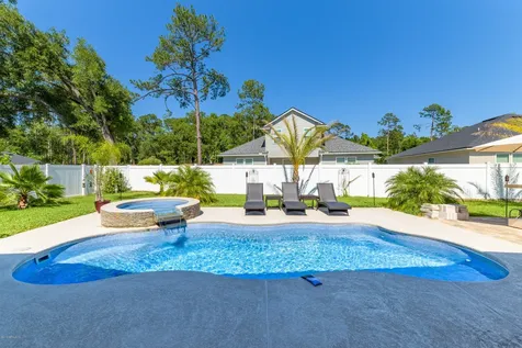 2939 Sanford Drive Jacksonville FL 32216