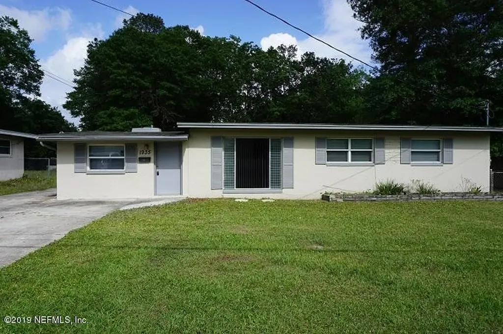 1935 Fouraker Road Jacksonville FL 32210