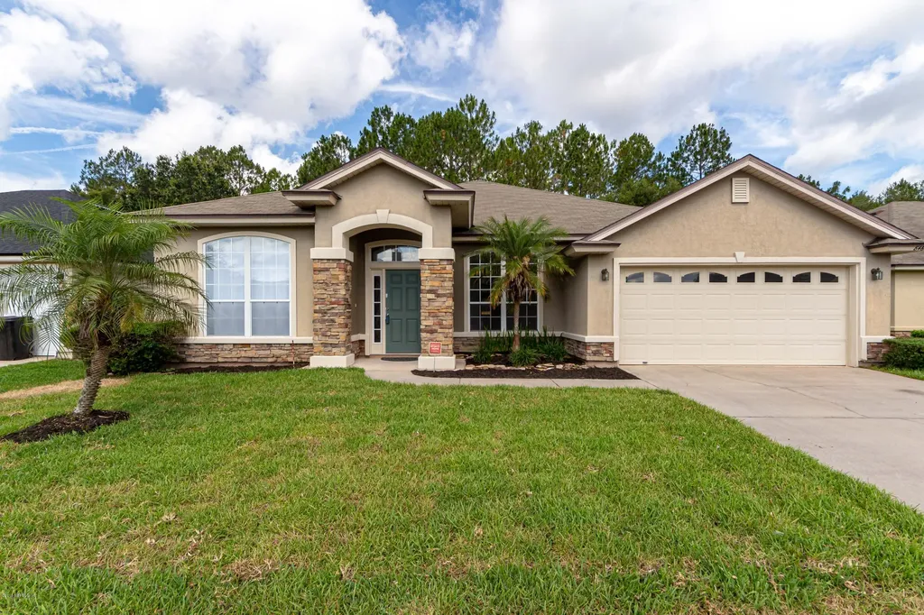 8460 Staplehurst Drive W Jacksonville FL 32244