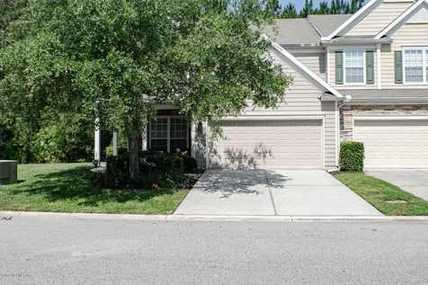 4025 Lionheart Drive Jacksonville FL 32216