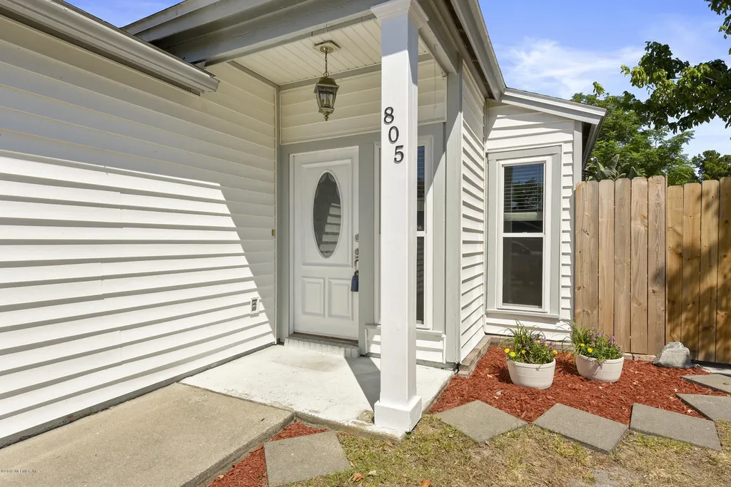 805 Candleknoll Lane Jacksonville FL 32225