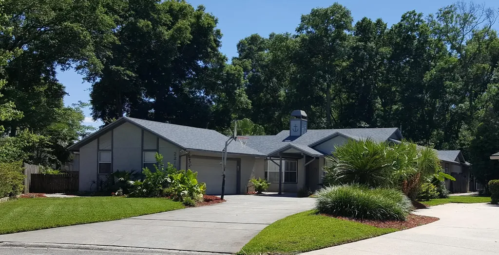 2212 Broad Water Court Jacksonville FL 32225