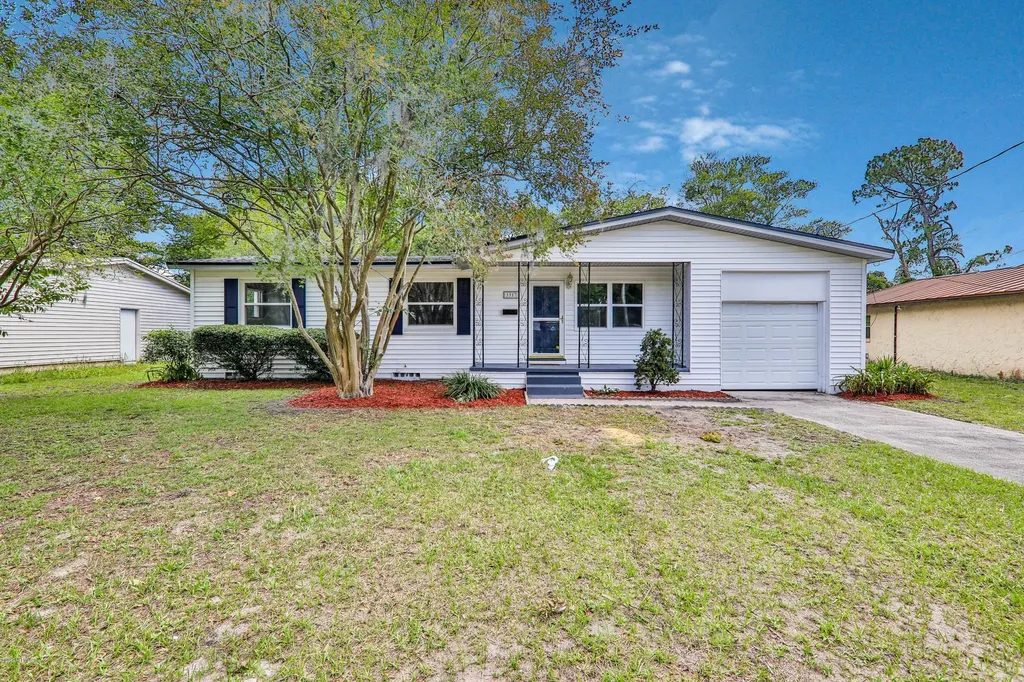 3317 Tarpon Drive Jacksonville FL 32277