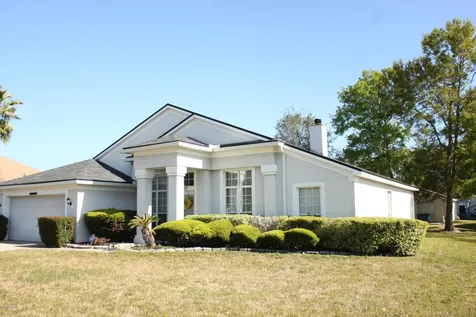 707 Chestnut Oak Drive N Jacksonville FL 32218