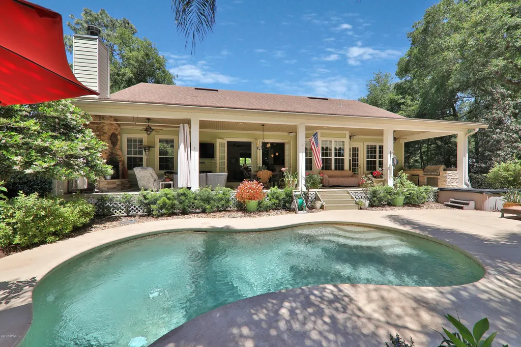 1751 Colonial Drive Green Cove Springs FL 32043