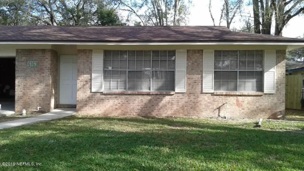 6163 Deepwood Drive W Jacksonville FL 32244
