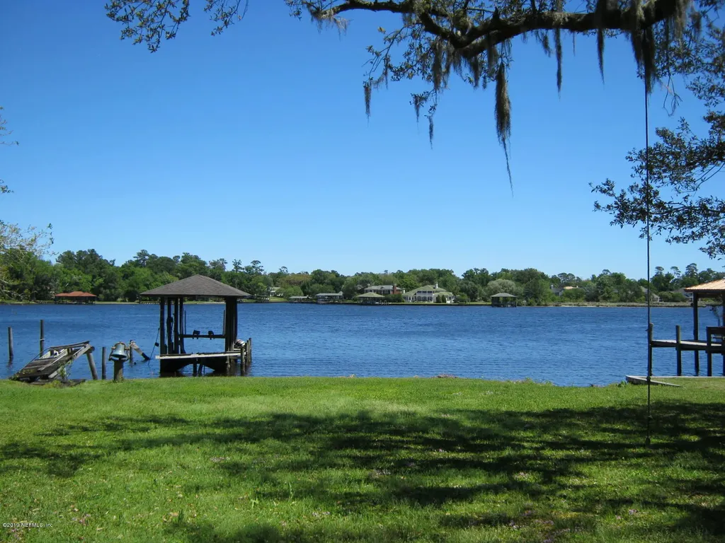 4525 Ortega Farms Circle Jacksonville FL 32210