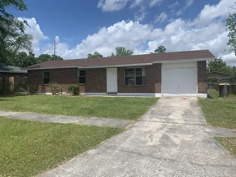 6367 Raw Hyde Trail N Jacksonville FL 32210
