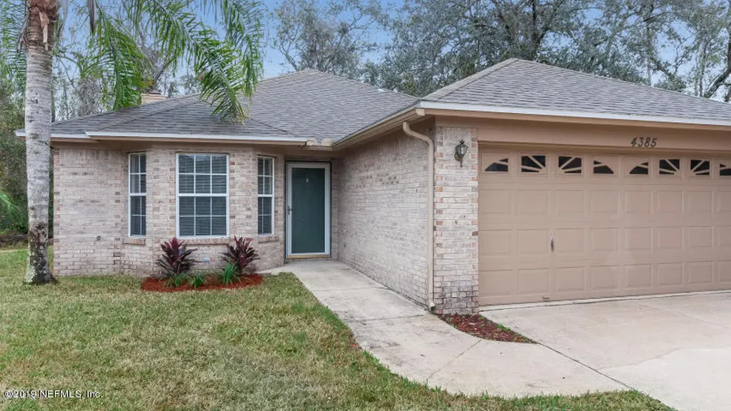 4385 Forest Edge Court Jacksonville FL 32224