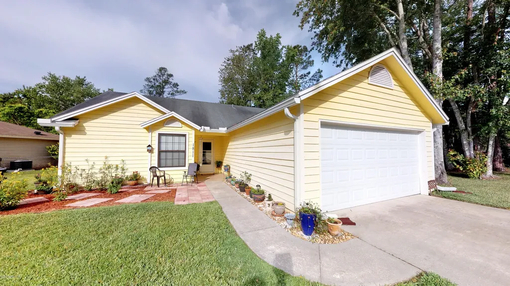 1811 Sherwood Drive Middleburg FL 32068