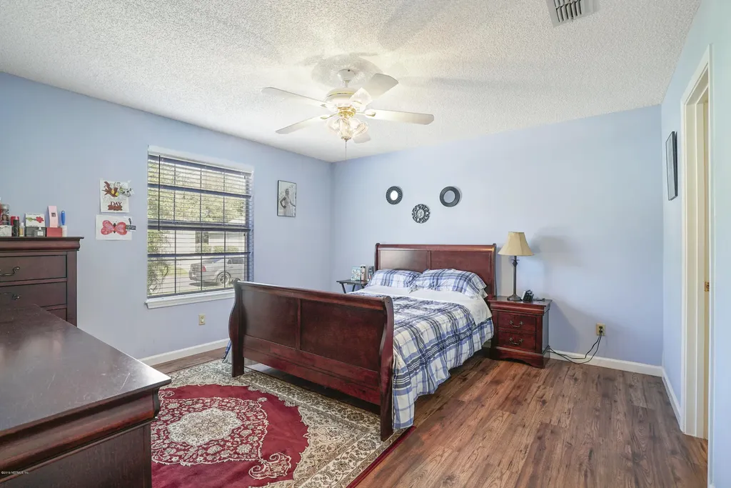 1865 Sheraton Lakes Circle Middleburg FL 32068