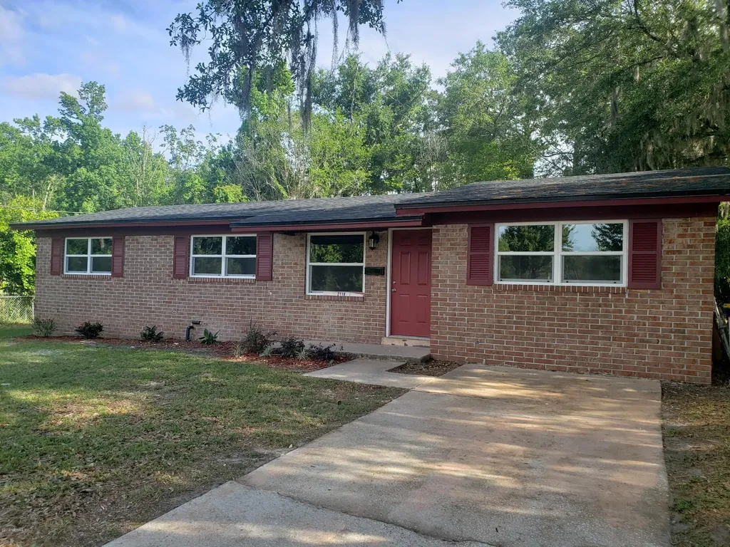 2116 Leonid Road Jacksonville FL 32218