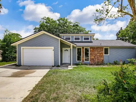 2587 Summer Tree Road E Jacksonville FL 32246