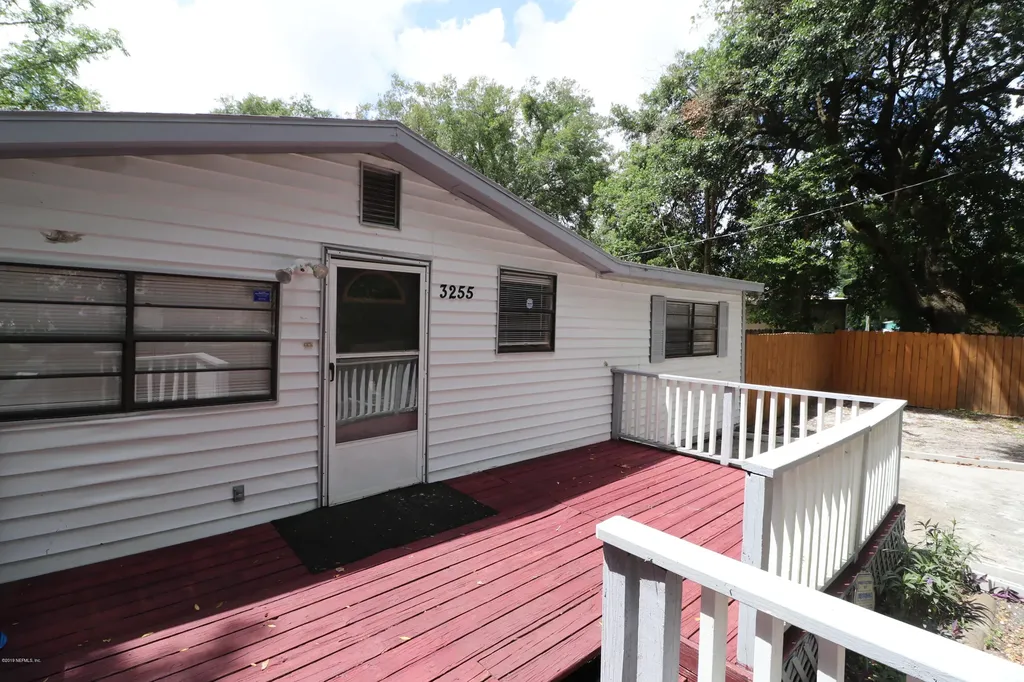 3255 Peeler Road Jacksonville FL 32277