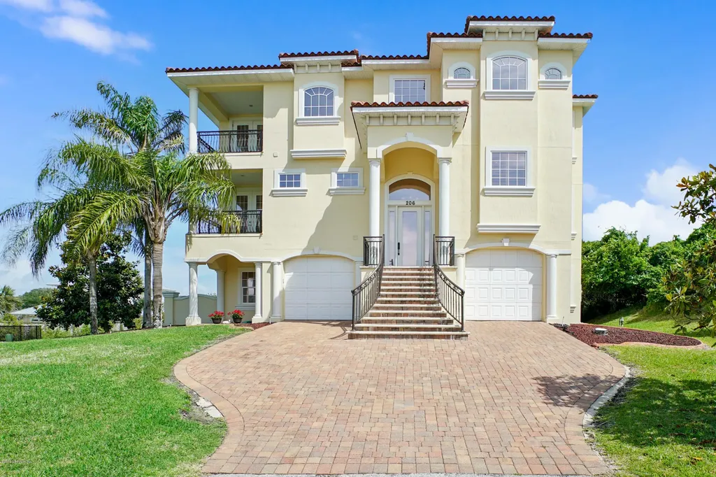 206 Eleventh Street St. Augustine FL 32084