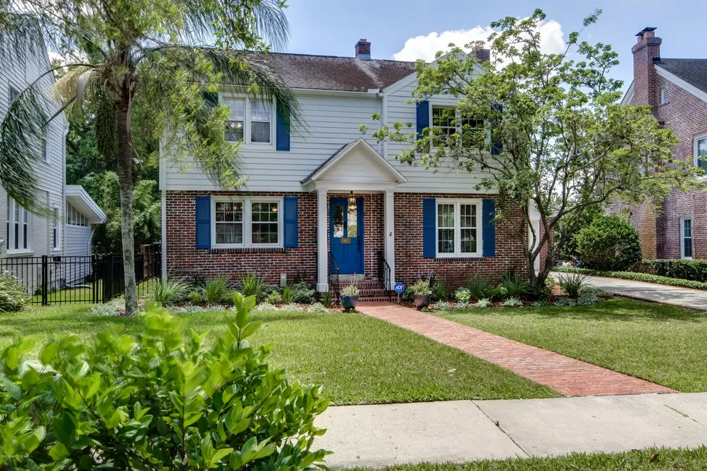 1962 Largo Place Jacksonville FL 32207