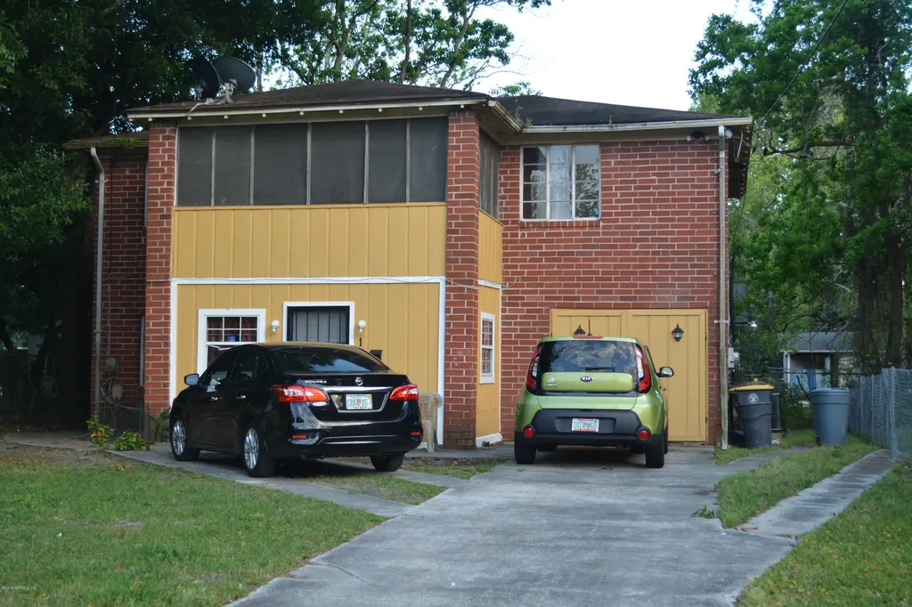 1560 W 16th Street Jacksonville FL 32209