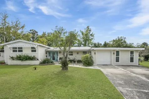 8146 Sierra Madre Drive W Jacksonville FL 32217