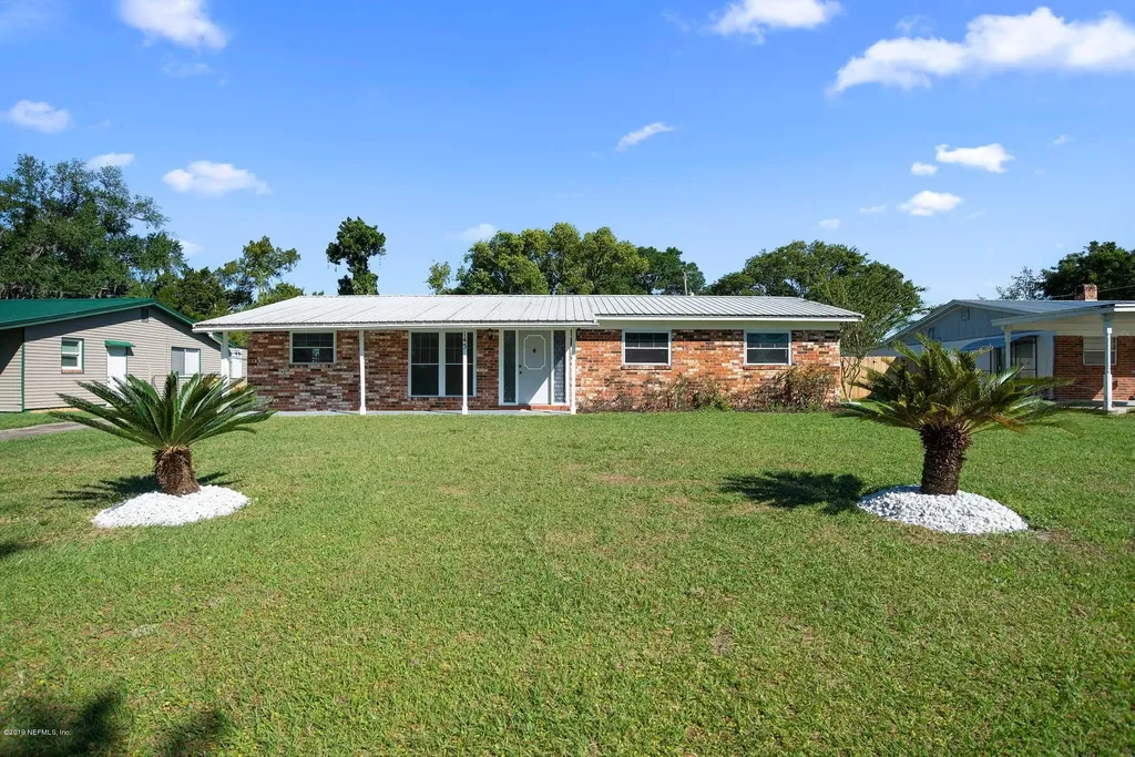 145 River Drive East Palatka FL 32131