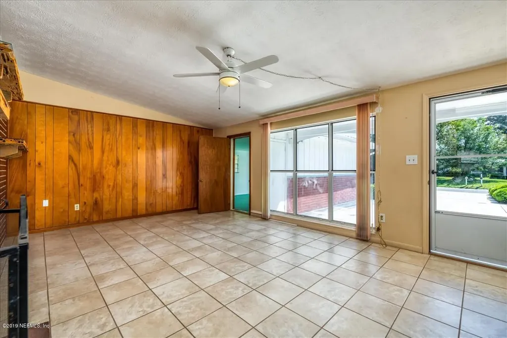 117 River Drive East Palatka FL 32131