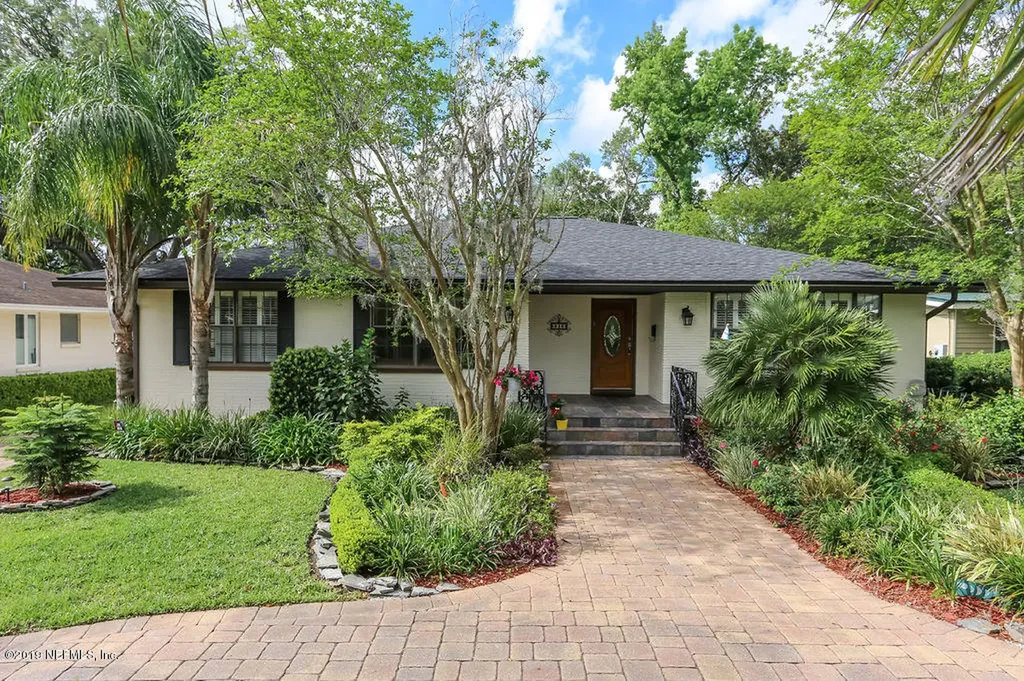 916 Alhambra Drive S Jacksonville FL 32207