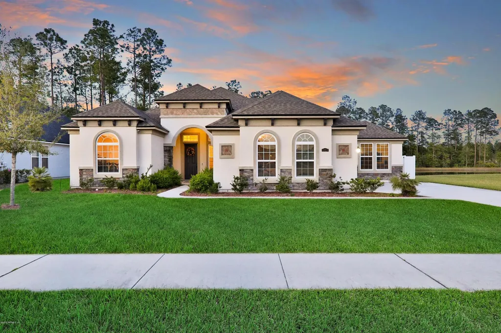 1323 Coopers Hawk Way Middleburg FL 32068