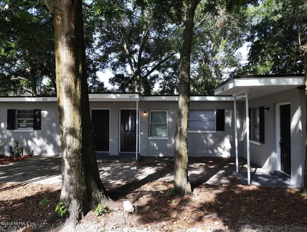1057 Glencarin Street Jacksonville FL 32208