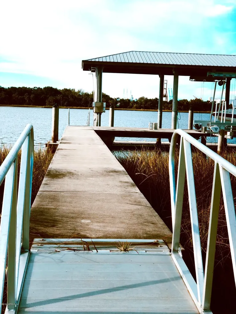 6116 Heckscher Drive Jacksonville FL 32226