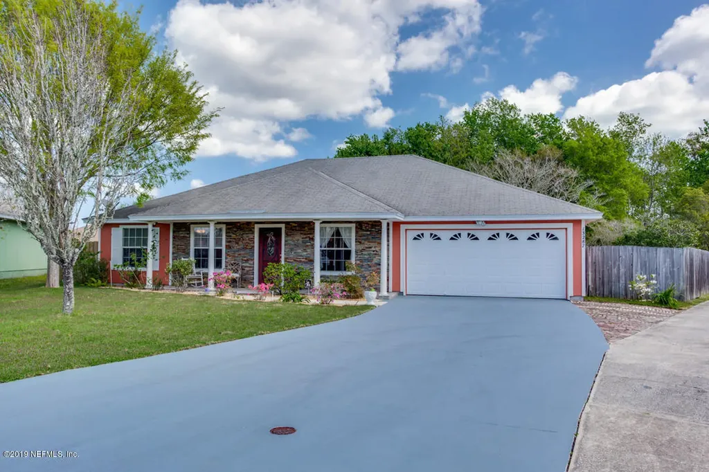 13287 Pacemaker Drive Jacksonville FL 32225