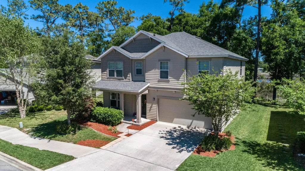 534 Auburn Oaks Road E Jacksonville FL 32218