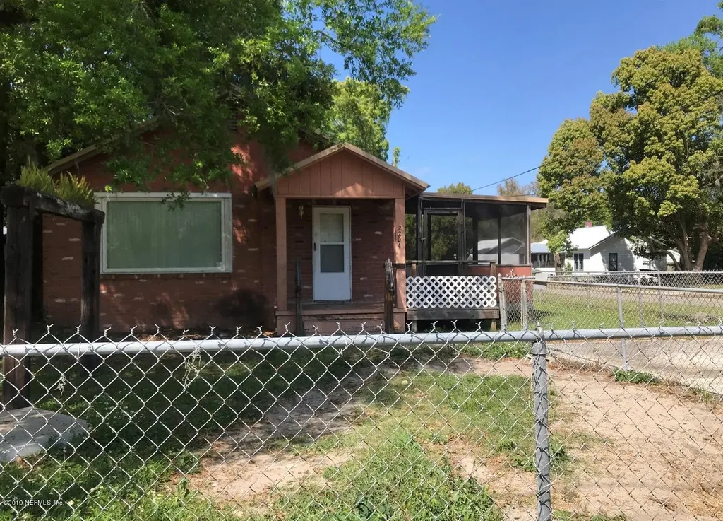 2204 President Street Palatka FL 32177