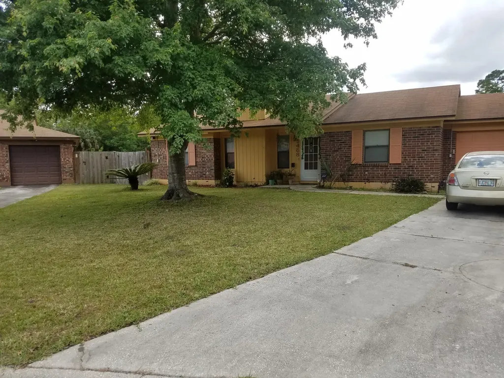 5488 Brentview Court Jacksonville FL 32210
