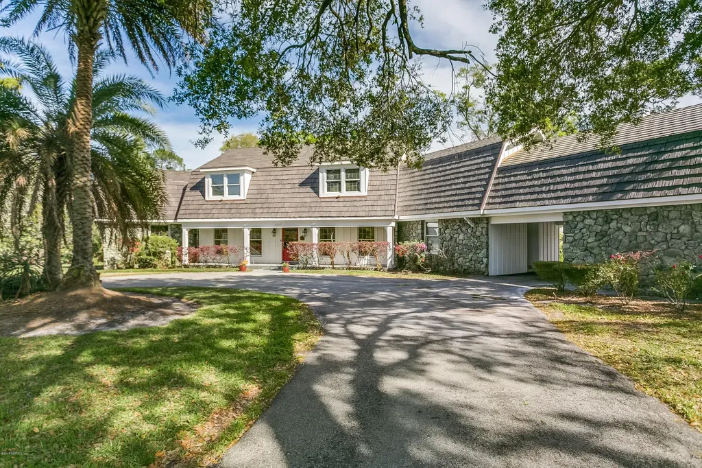 8267 Presidential Drive Jacksonville FL 32256