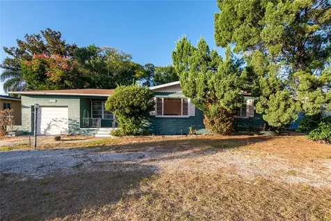 4215 30th Avenue N St Petersburg FL 33713