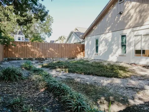 6806 Mirror Lake Avenue Tampa FL 33634