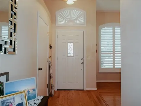6806 Mirror Lake Avenue Tampa FL 33634