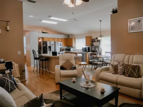 6806 Mirror Lake Avenue Tampa FL 33634
