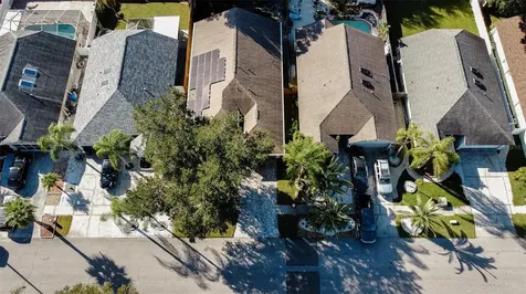 6806 Mirror Lake Avenue Tampa FL 33634