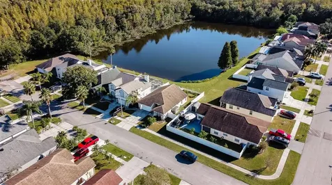 6806 Mirror Lake Avenue Tampa FL 33634