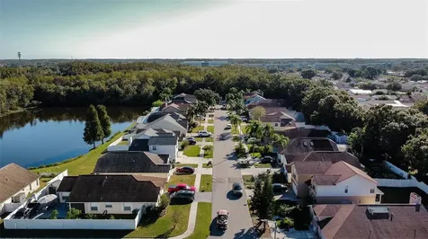 6806 Mirror Lake Avenue Tampa FL 33634