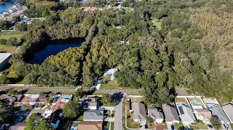 6806 Mirror Lake Avenue Tampa FL 33634