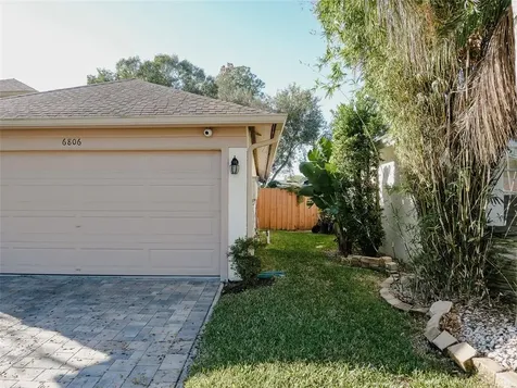 6806 Mirror Lake Avenue Tampa FL 33634