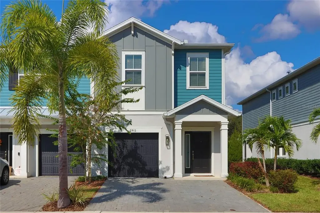 2915 Grand Kemerton Place Tampa FL 33618